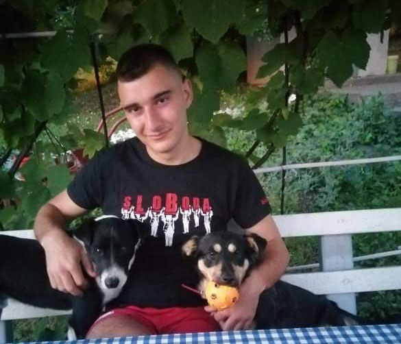 Zdravko Čajić i dva psa